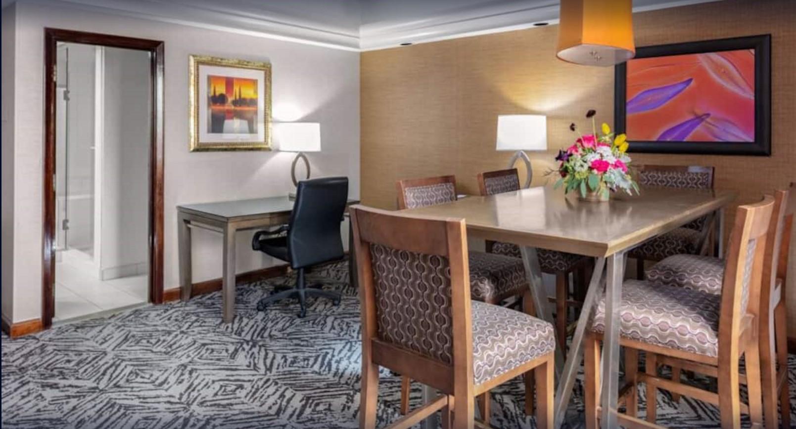 Doubletree By Hilton Hotel & Executive Meeting Center Omaha-Downtown Bagian luar foto